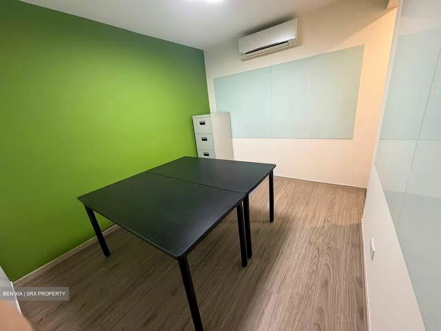 Goldhill Shopping Centre (D11), Office #582277571